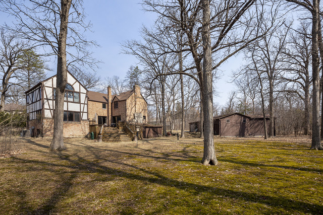 Riverwoods — 1340 Woodland