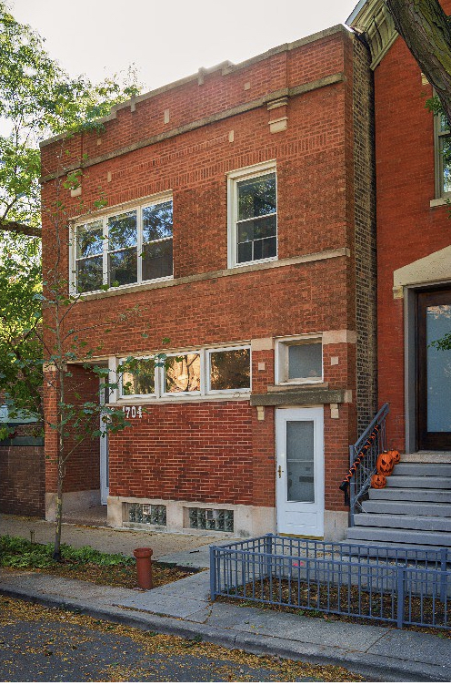 Old Town — 1704 Mohawk